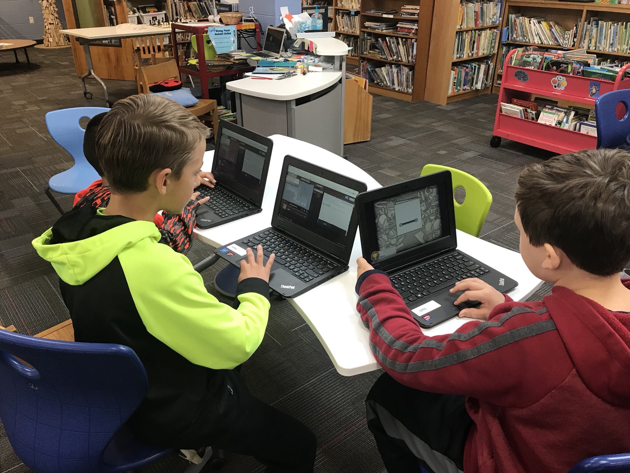 CodeCombat - Coding games to learn Python and JavaScript